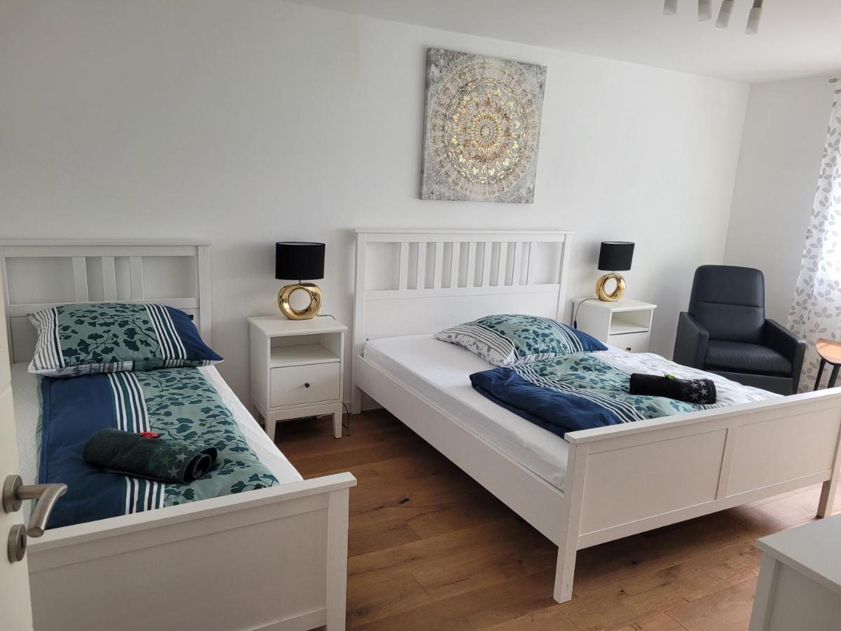 Ferienwohnung Anna Oftersheim Schwetzingen Hockenheim 3 Zimmer Mit Balkon Екстер'єр фото